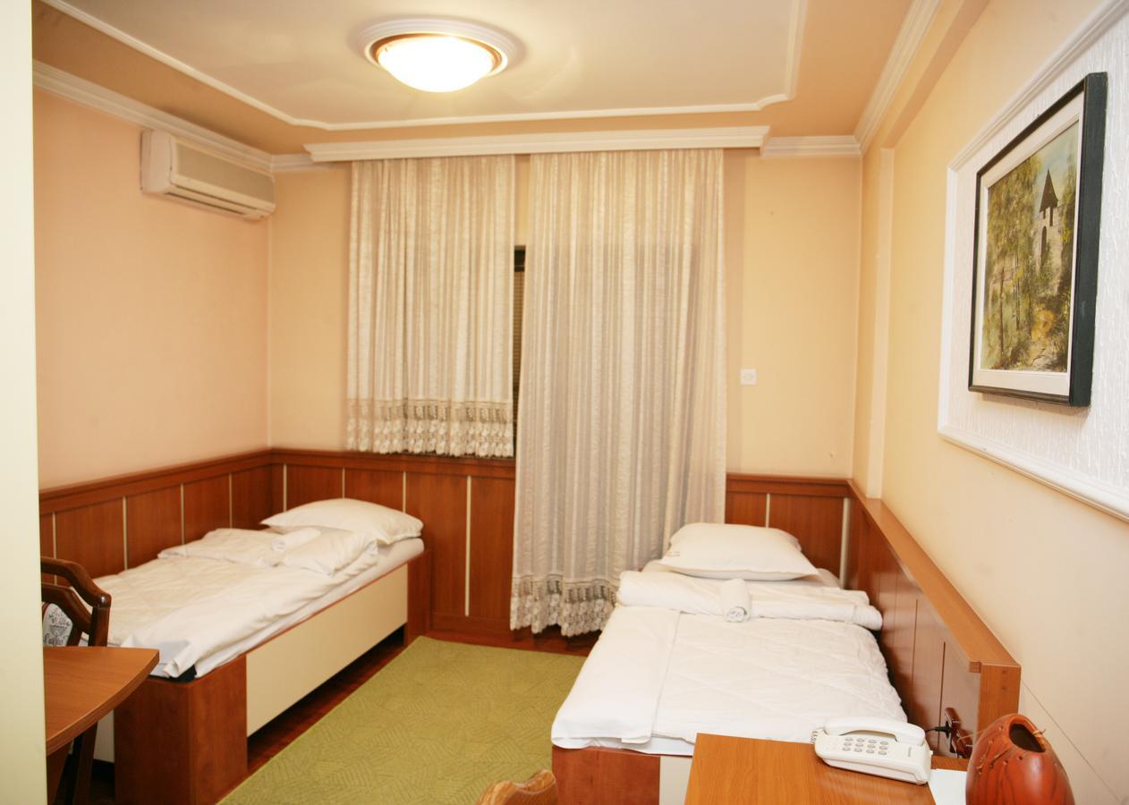 Motel Nana Banja Luka Luaran gambar