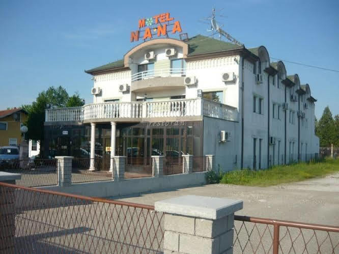 Motel Nana Banja Luka Luaran gambar
