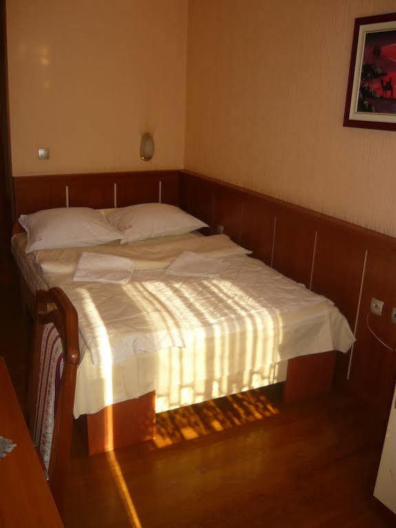 Motel Nana Banja Luka Luaran gambar